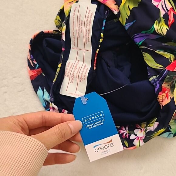 Lands' End NWT Tropical Floral Side Tie Wrap One Piece Swimsuit 8 Blue Multi - Picture 4 of 6